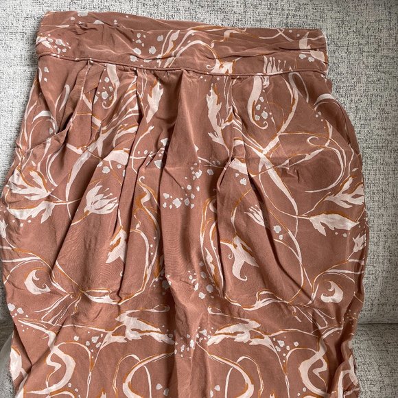 Wilfred (Aritzia) Silk Skirt - Picture 1 of 3